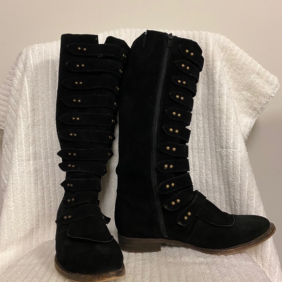 Boots by Jeffery Campbell - Picture 2 of 8
